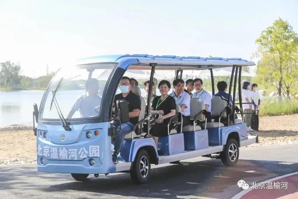 京北绿肺·pg电子官方助力 电动观光车